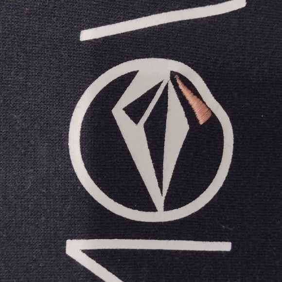 Vintage Volcom Skater Black Hoodie Size Small - Picture 8 of 16